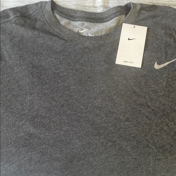Nike Men’s Dri-Fit Gray Short Sleeve Tee Casual Comfort Sz XXL - Picture 1 of 8